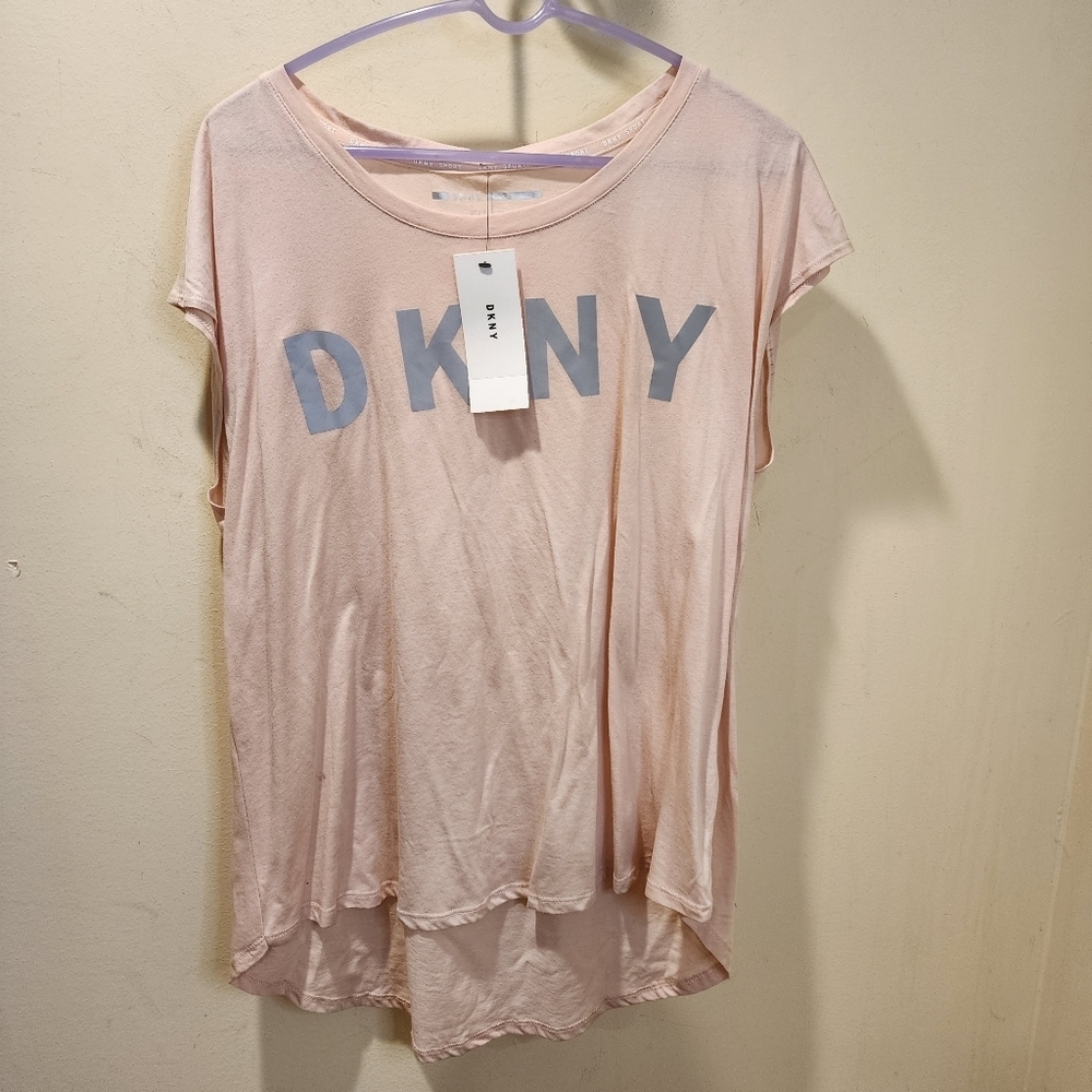 DKNY Light Pink Tee with Gray Logo NWT XL